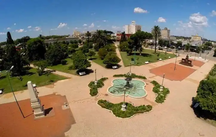 9 de julio: Habilitaron eventos de hasta 100 personas al aire libre y reabren cines