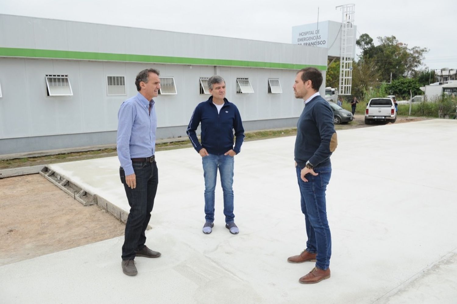 Intendentes bonaerenses suman camas y alimentos y ponen la mira en las pymes