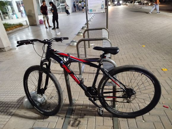 Encontraron una bicicleta robada y detuvieron al joven responsable: la dejó abandonada