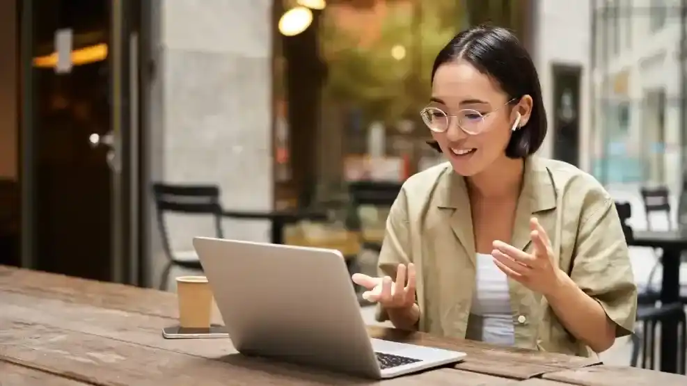 Trabajar en remoto desde Argentina sin comprar la postal completa