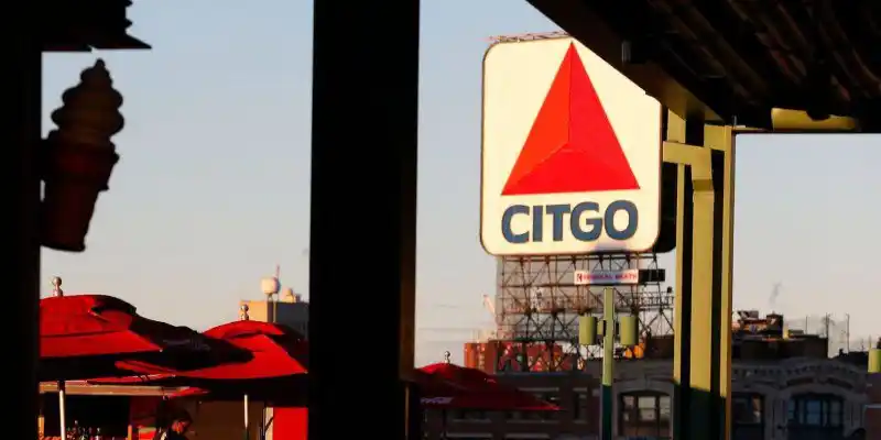 EE.UU. extiende un año más la licencia que protege a CITGO