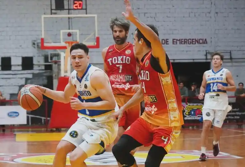 Sarmiento cayó ante un Tokio
que se aseguró la clasificación