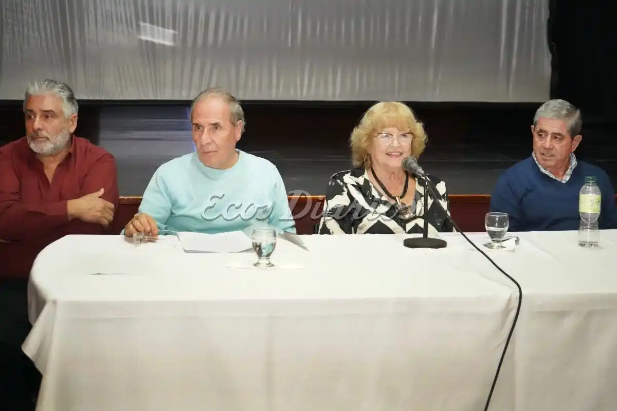 Arrieta (a la derecha) nuevo presidente de la UPC
