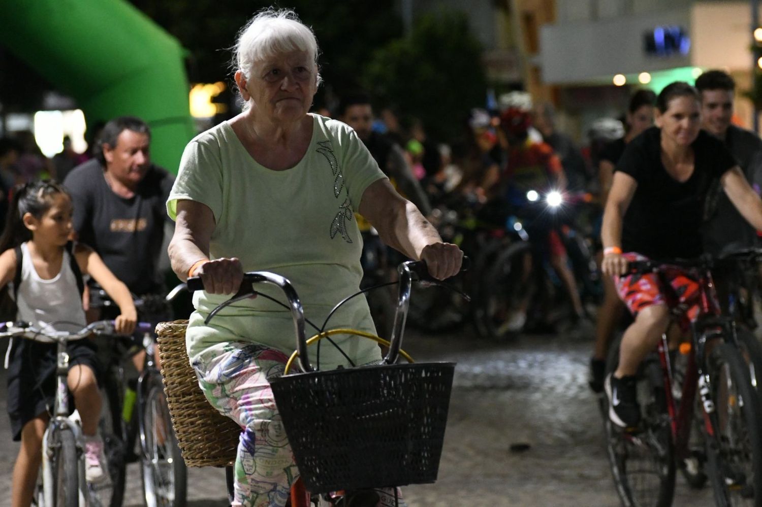 Participación récord: Con la asistencia de 470 personas, se realizó la primera bicicleteada del año