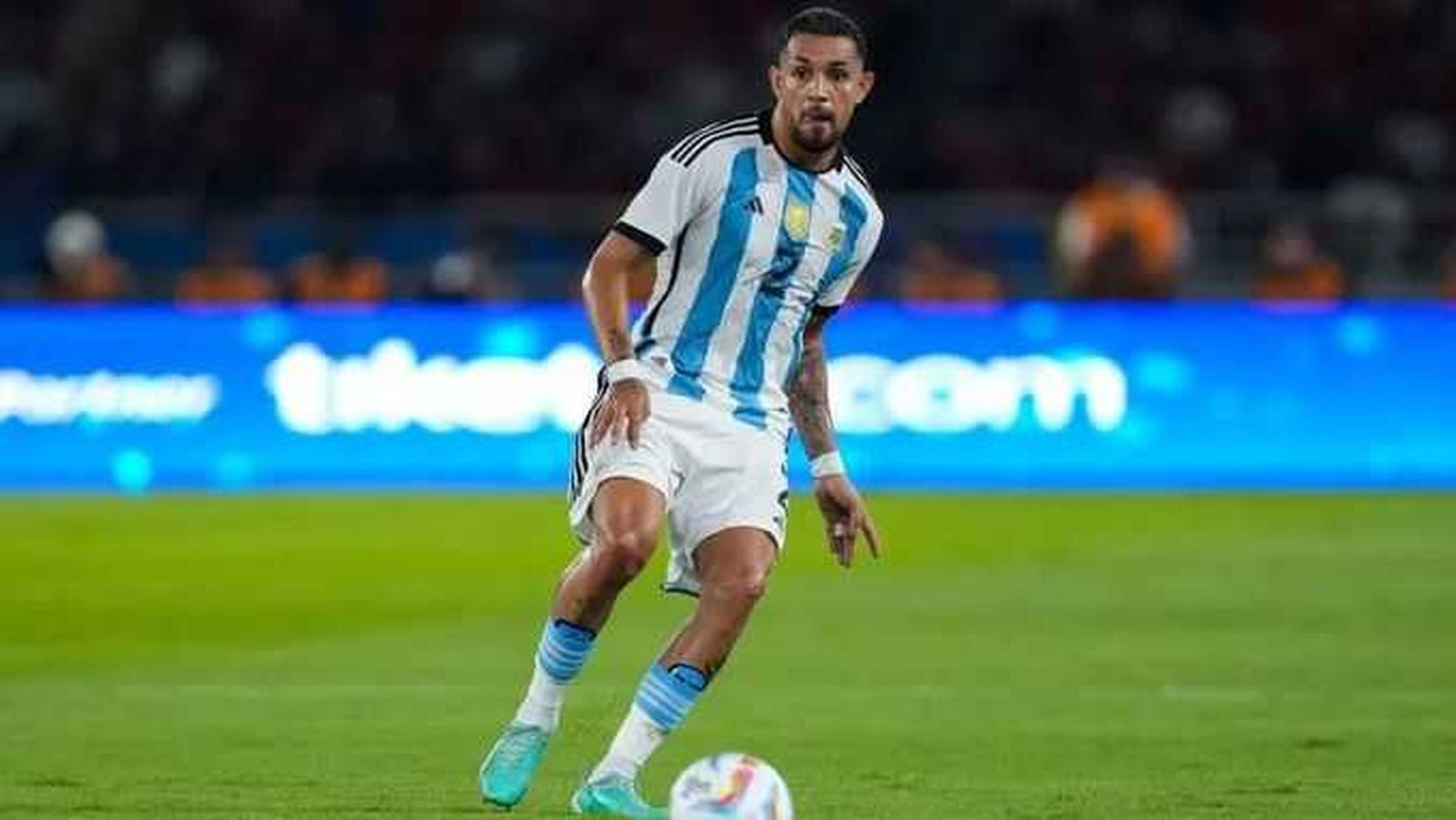 Facundo Medina jugará en Olympique