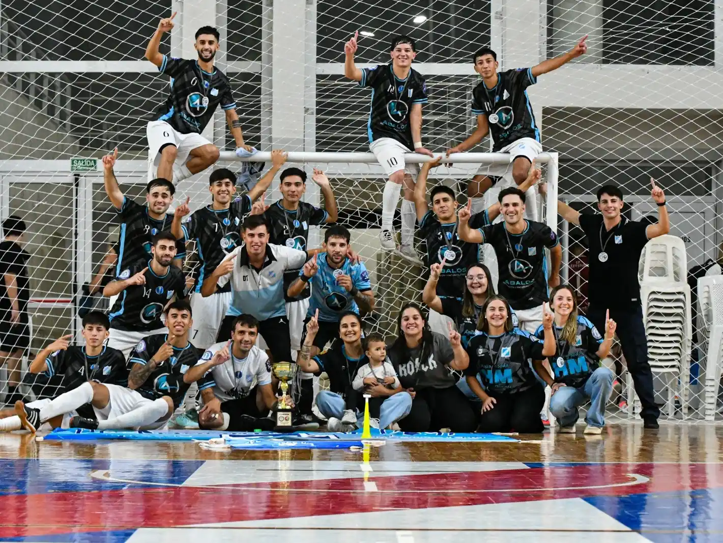 Defensores del Oeste se coronó bicampeón del Torneo Provincial y clasificó al Nacional de Campeones