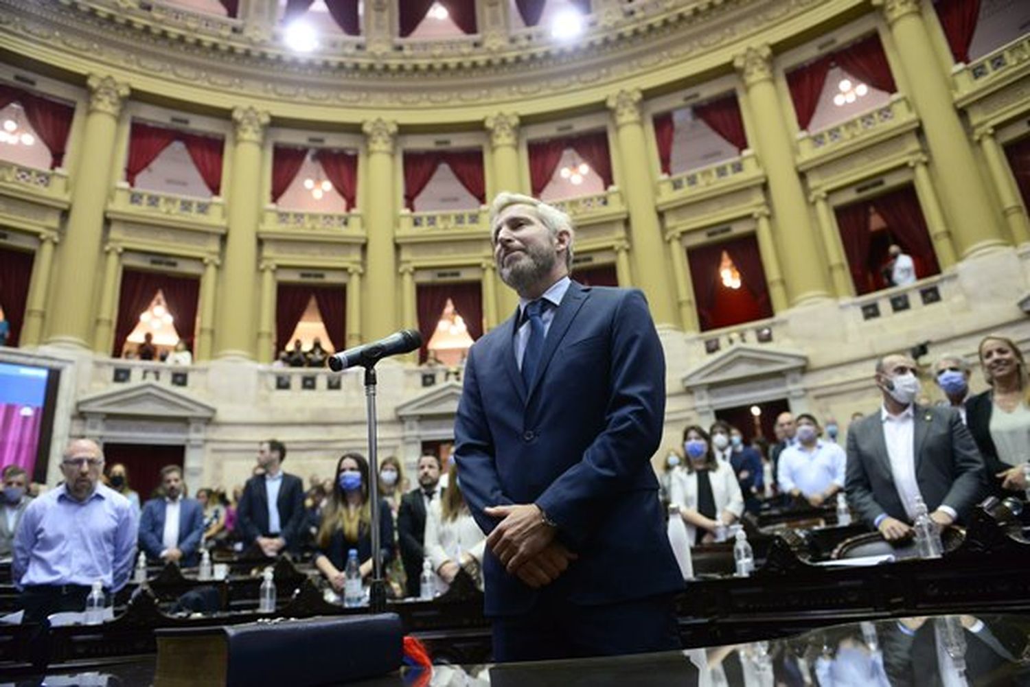 Rogelio Frigerio juró como diputado nacional y participó del debate por el Presupuesto 2022