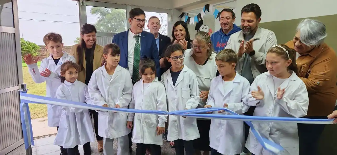 El ministro de Educación de la Provincia desplegó una intensa agenda en el Departamento Castellanos