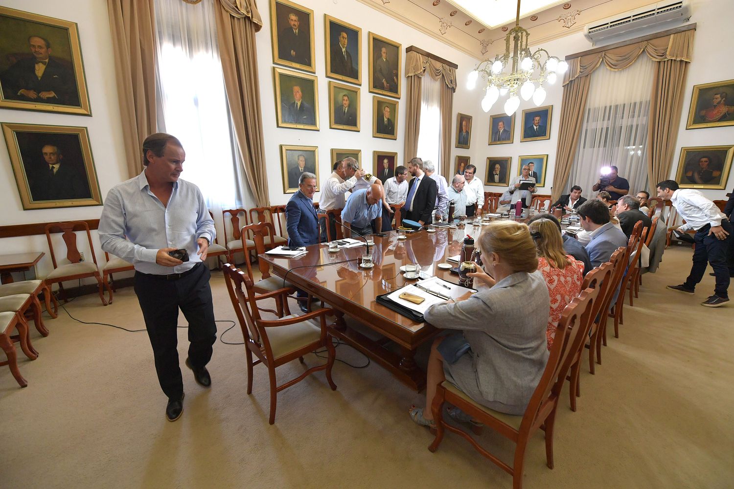 Bordet pidió a su gabinete celeridad y eficiencia en las gestiones vinculadas a la obra pública
