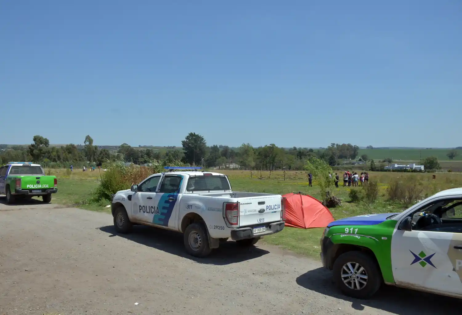El dueño del terreno tomado en Movediza dijo que "se están construyendo casas de material" en el predio