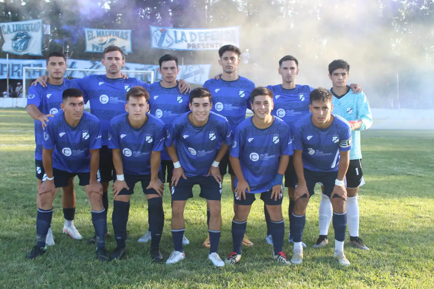 Libertad, con el gran apoyo de su hinchada busca la hazaña