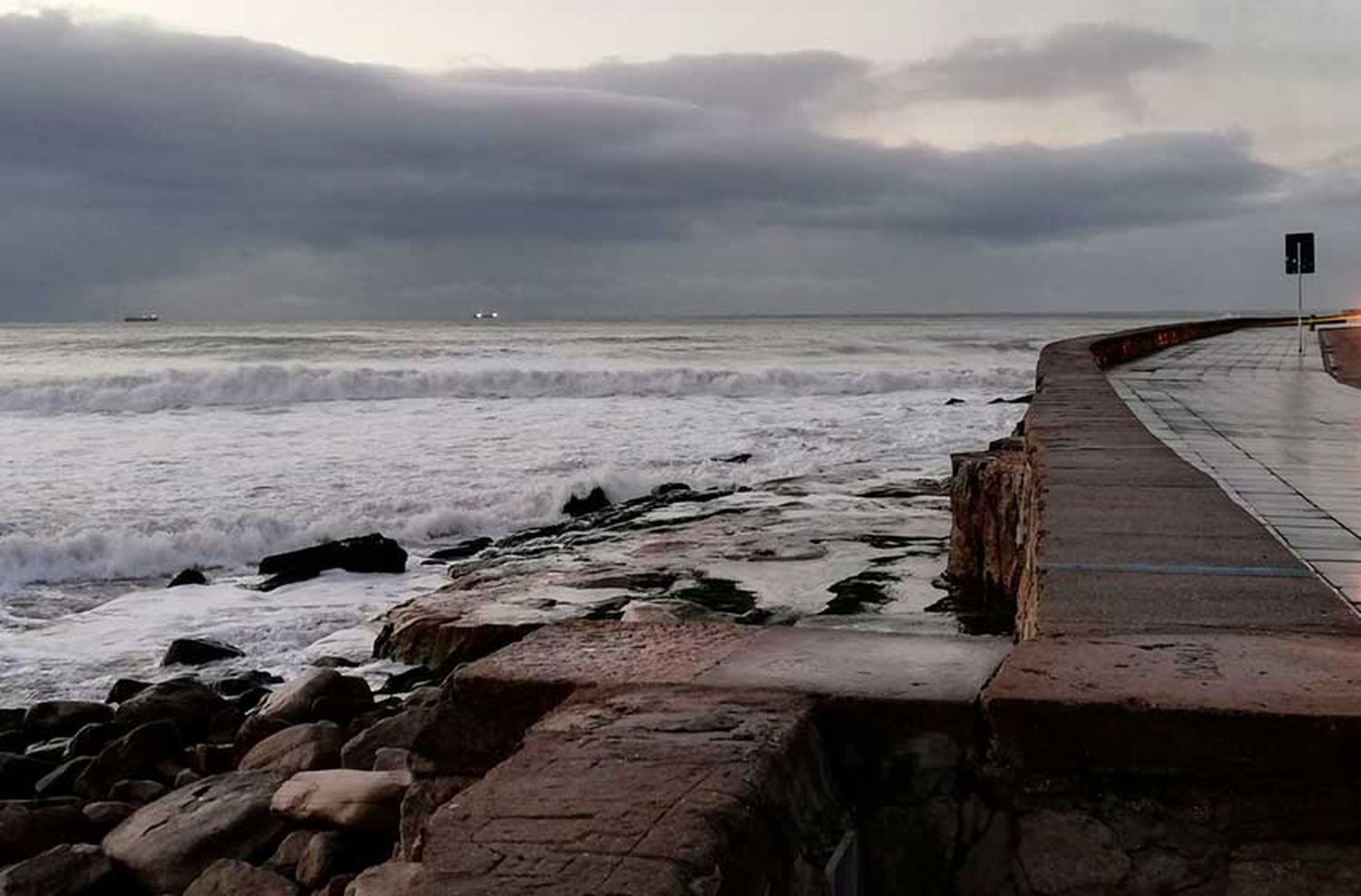 Chaparrones a la vuelta de la esquina: martes nublado con una mínima de 2° en Mar del Plata