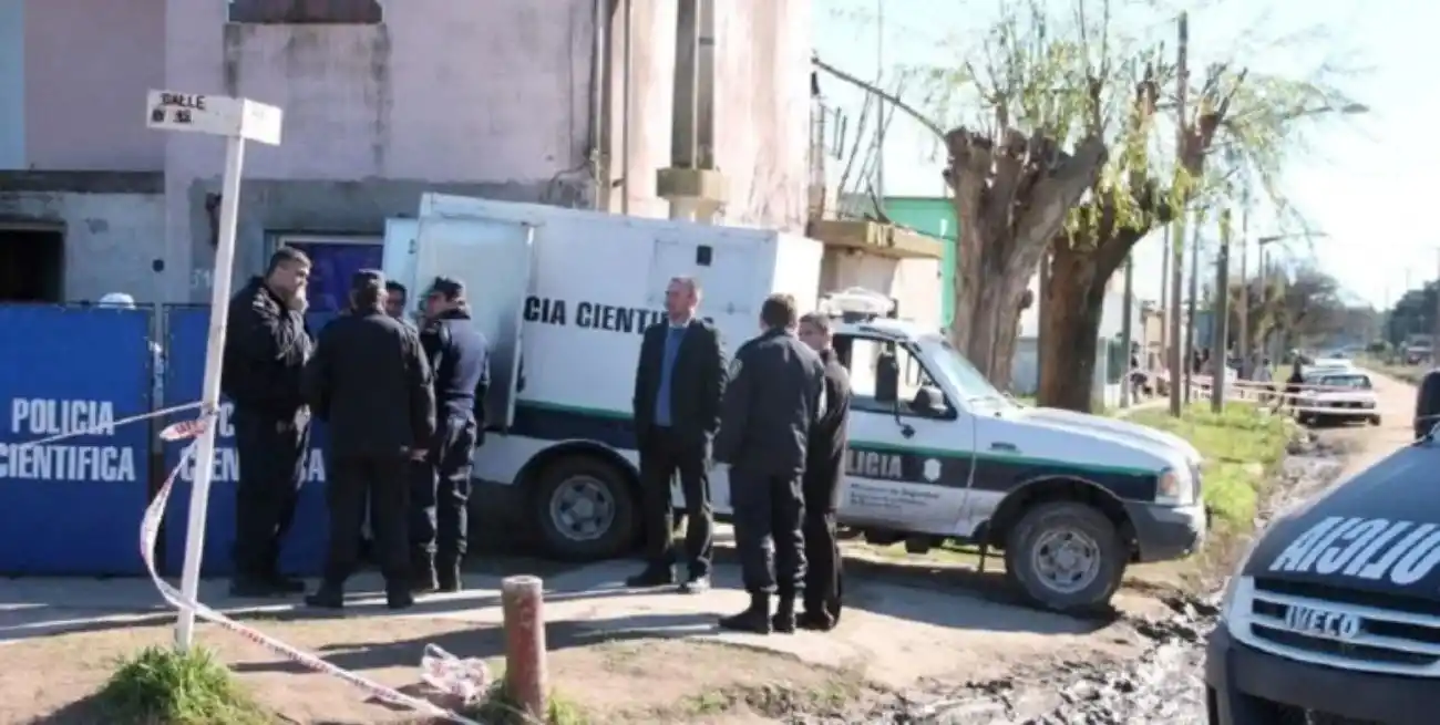 Los familiares de la victima revelaron que sufría violencia de género y que estaban en proceso de separarse.