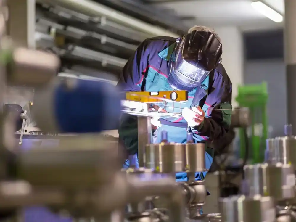 Continúan predominando las empresas industriales con indicadores negativos de producción, ventas y exportaciones