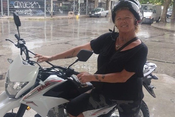 La mujer, de 54 años, apareció muerta esta madrugada en un albergue transitorio de Tandil.