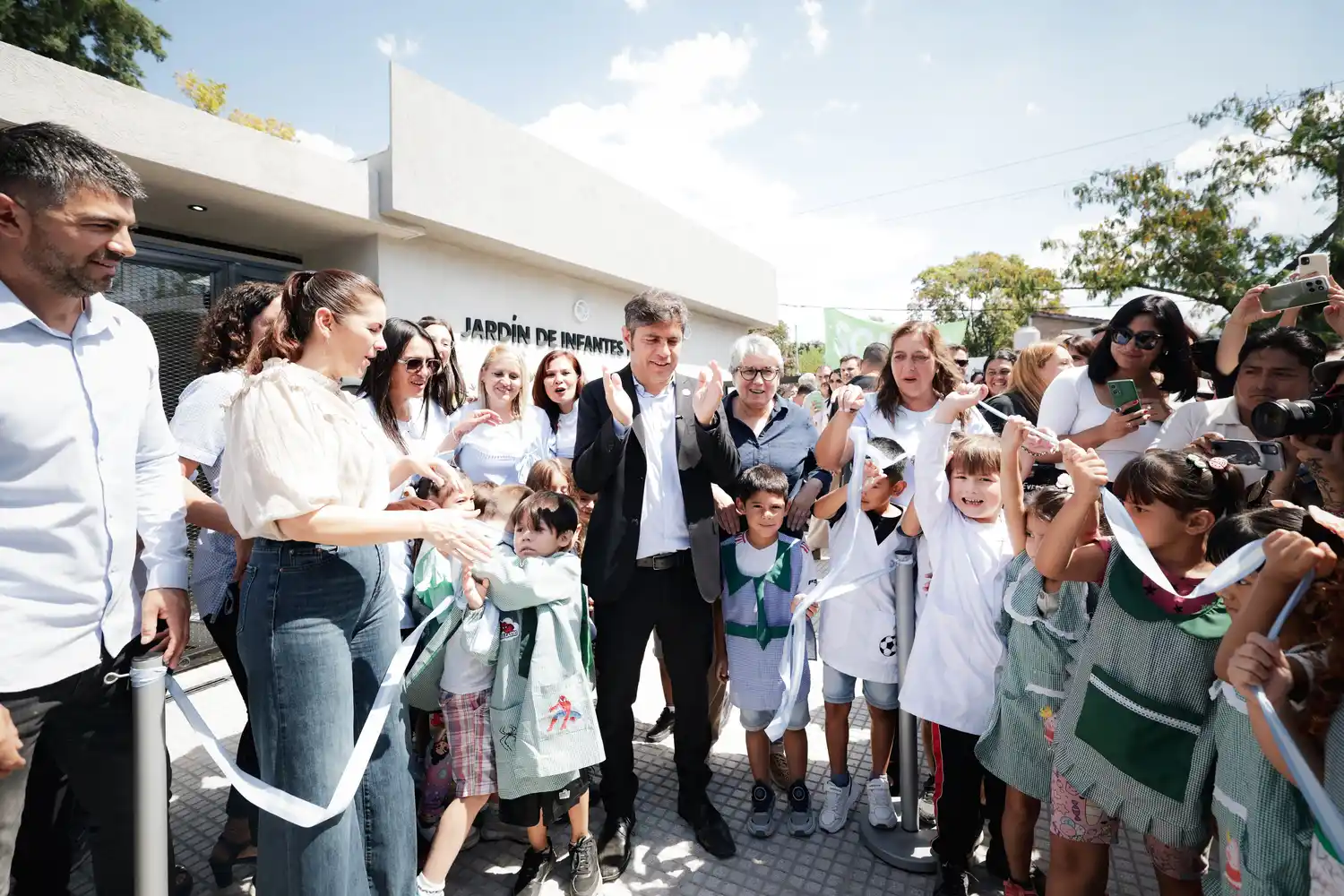 Kicillof inauguró un jardín en Moreno