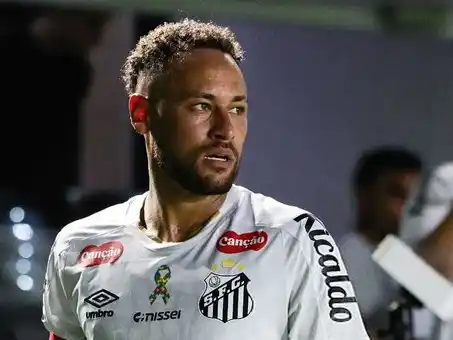 Neymar realizó comentarios sexistas y machistas tras el partido Santos- Flamengo: se espera una sanción. Foto: DA