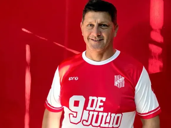 9 de Julio presentó a Marcelo Varela como nuevo entrenador