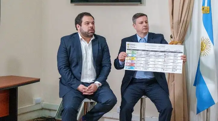 El Senado entrerriano aprobó la Reforma Política para votar con Boleta Única de Papel, pero vuelve a Diputados con cambios