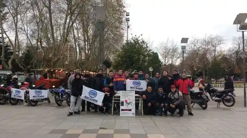 Mensajeros y repartidores realizaron una protesta en Mar del Plata
