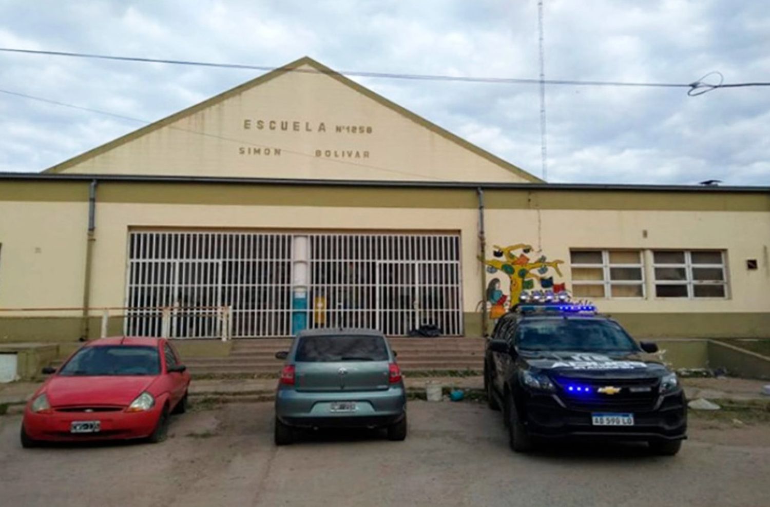 Hallaron 16 dosis de marihuana en la mochila de una alumna de 8 años