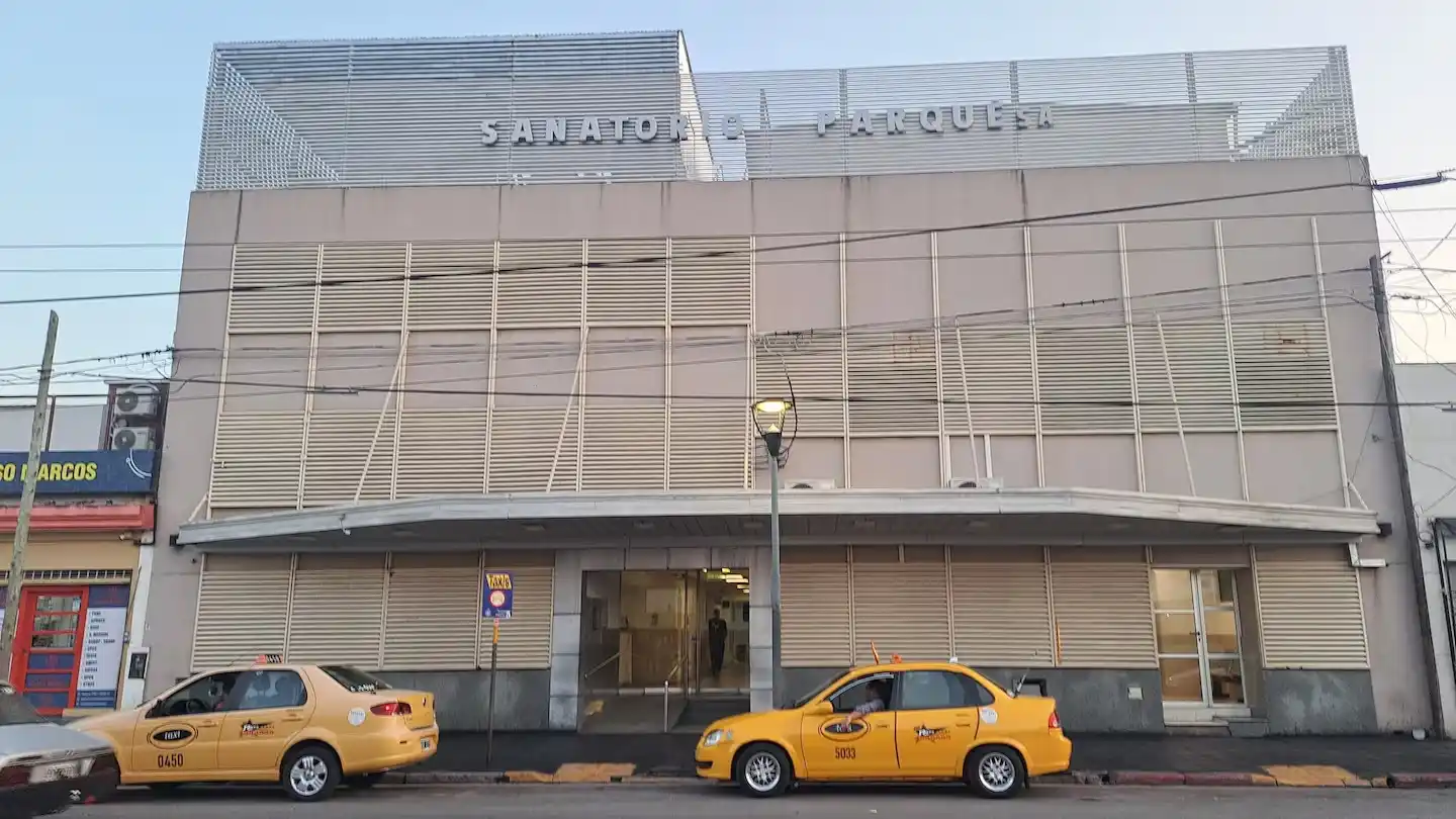 El joven permanece internado en la terapia intensiva del Sanatorio Parque