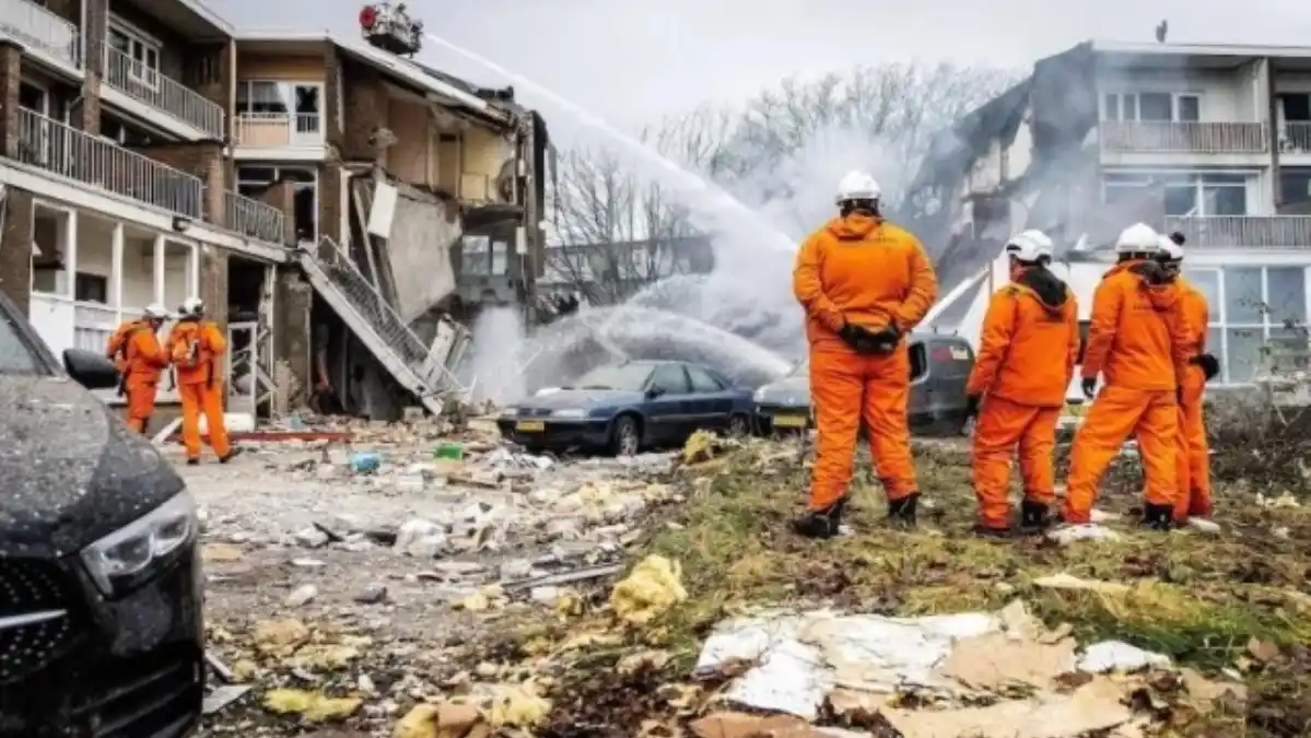Derrumbe de edificio de apartamentos en La Haya dejó muertos y heridos