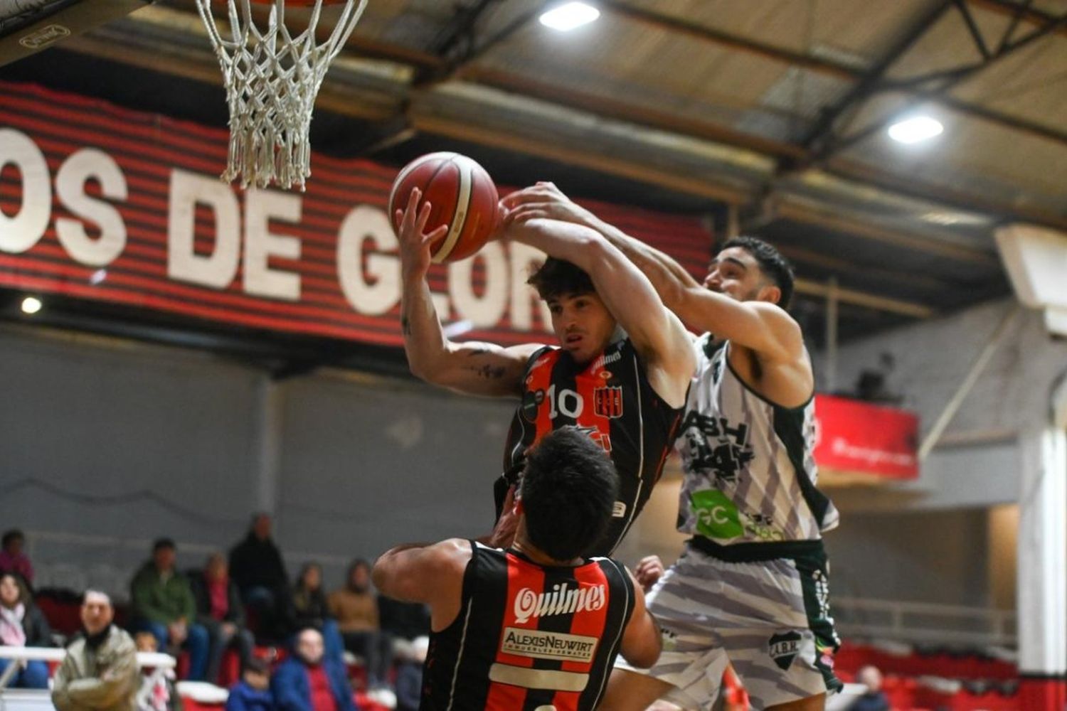 BH le quitó el invicto a Central y Bancario le ganó a Juventud