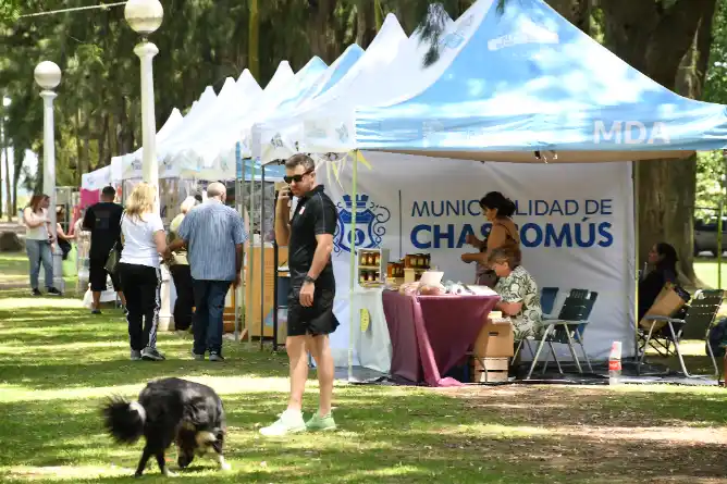 Impulso al talento local: este fin de semana regresa el Paseo de “Las Libélulas” a la costanera