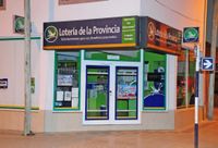 Robó en una agencia de quiniela pero se le cayó el botín cuando escapaba