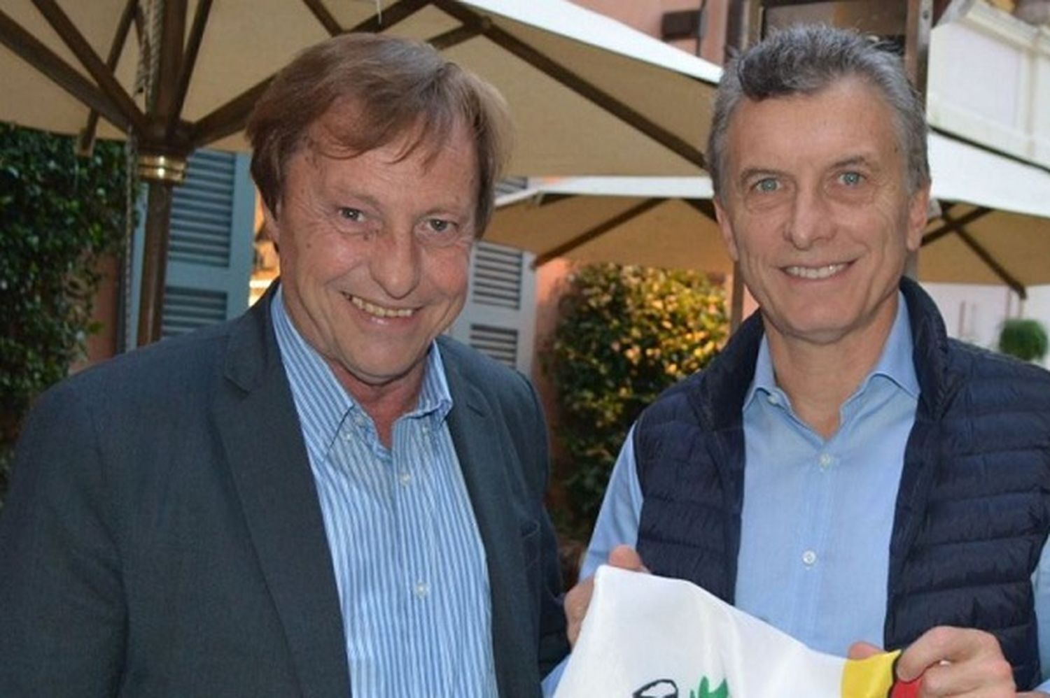 El ex presidente uruguayo Sanguinetti avaló el veto de Macri a la Ley de Tarifas y criticó al PJ