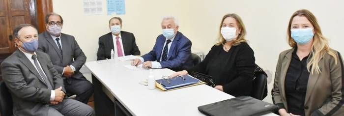 El STJ se reunió en  Victoria