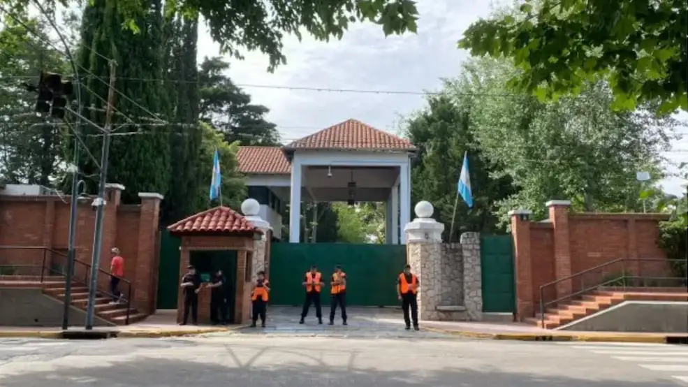 Conmoción en la Quinta de Olivos: hallaron muerto a un hombre