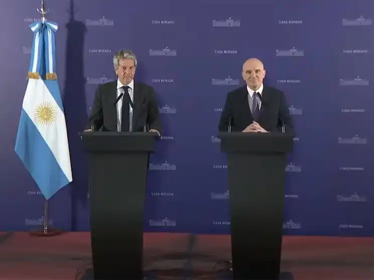 Juan Pazo y José Luis Espert presentaron el proyecto de ley en Casa de Gobierno
