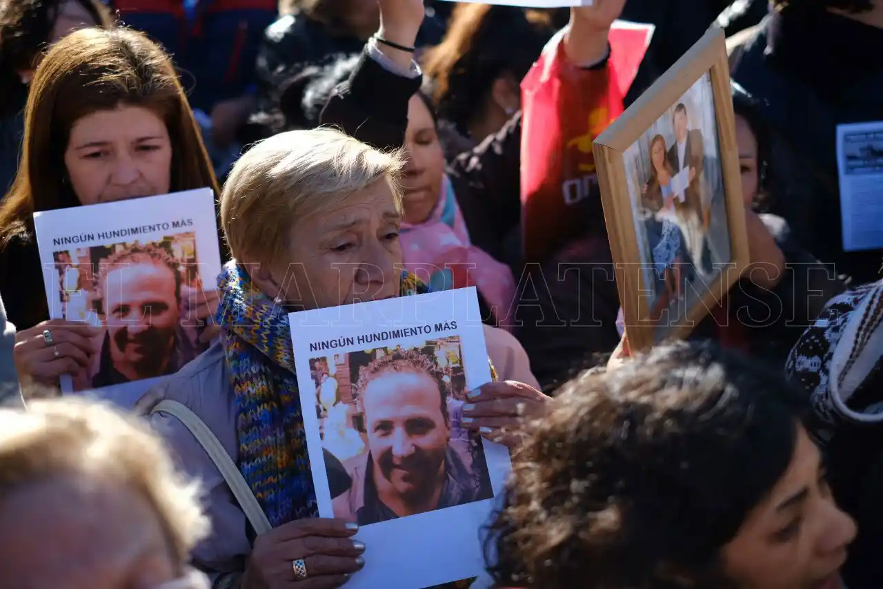 Repunte: tras el reclamo, el Municipio recibió a un grupo de familiares