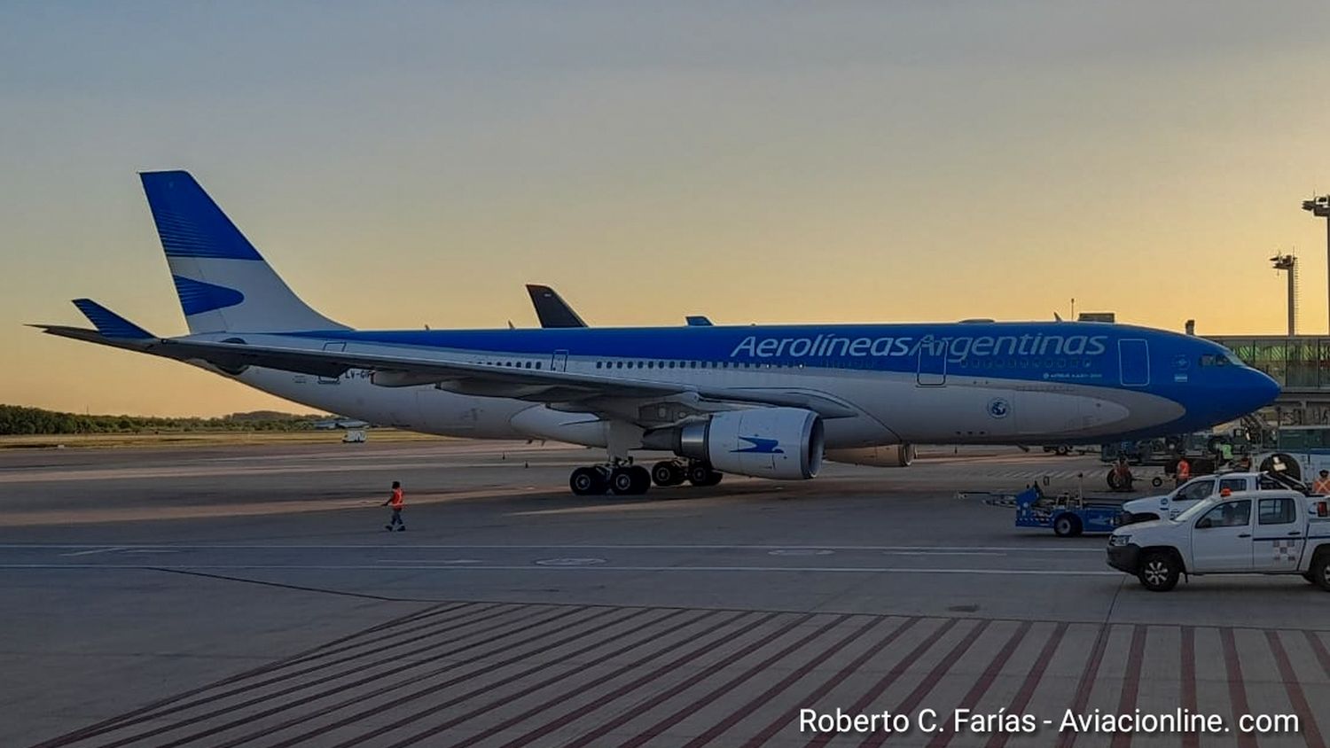 Aerolíneas Argentinas planea vuelos a Qatar para el Mundial