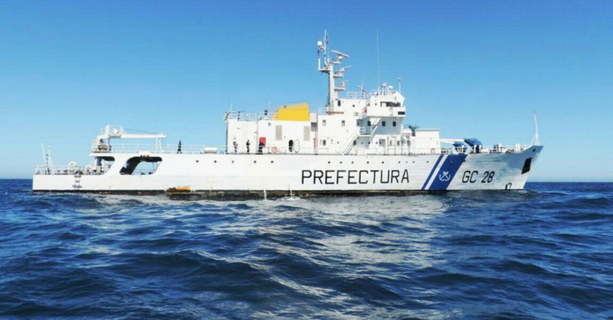 Hundimiento del barco: al menos cuatro muertos y dos tripulantes rescatados