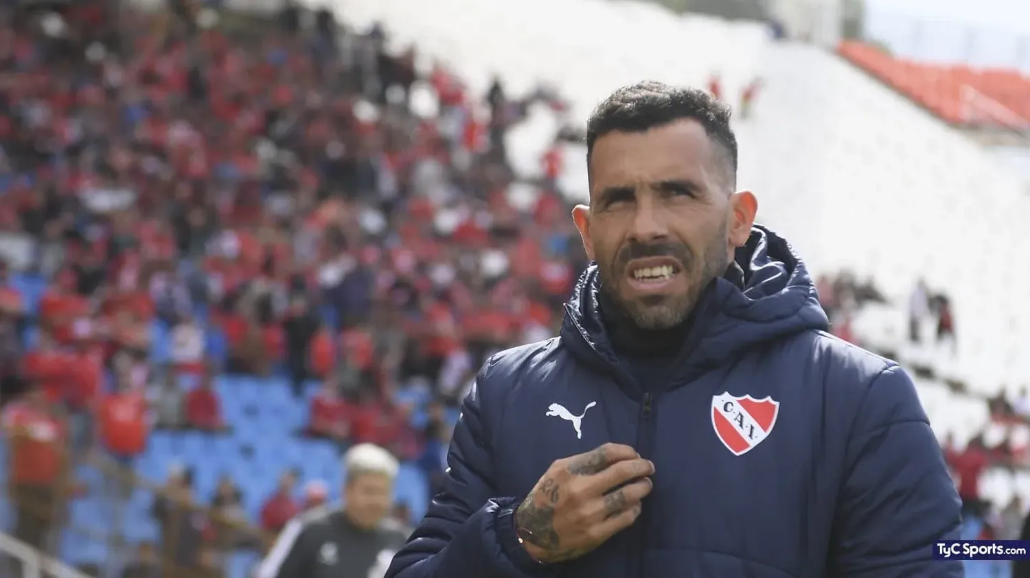 Bomba en Independiente: Renunció Carlos Tévez y dirigirá su último partido frente a Platense en Vicente López