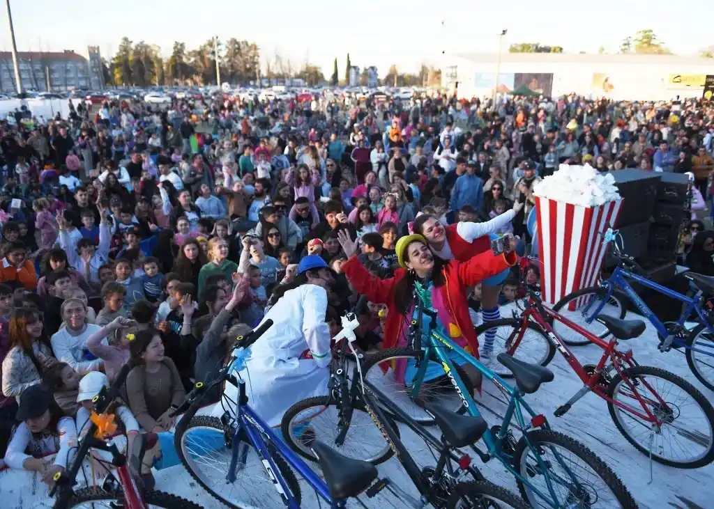 Agenda en Crespo: feria, música y mucho deporte