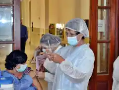 Por qué piden vacunar a tres intendentes