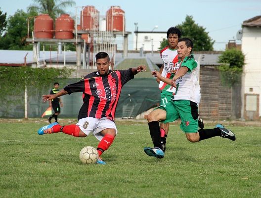 Si el clima lo permite, se juega la penúltima fecha en el ascenso