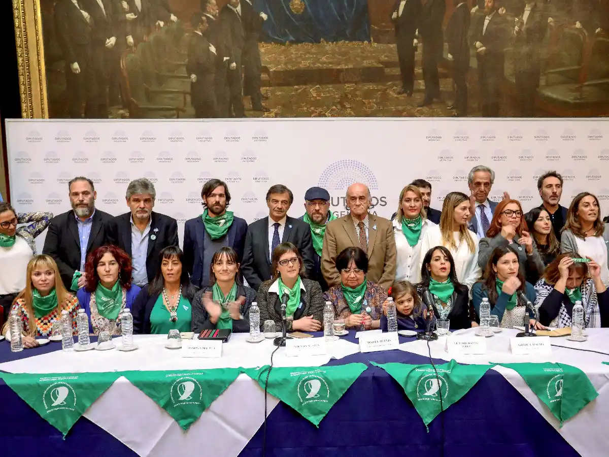 La sesión para tratar la iniciativa de despenalización del aborto será el 13 de junio