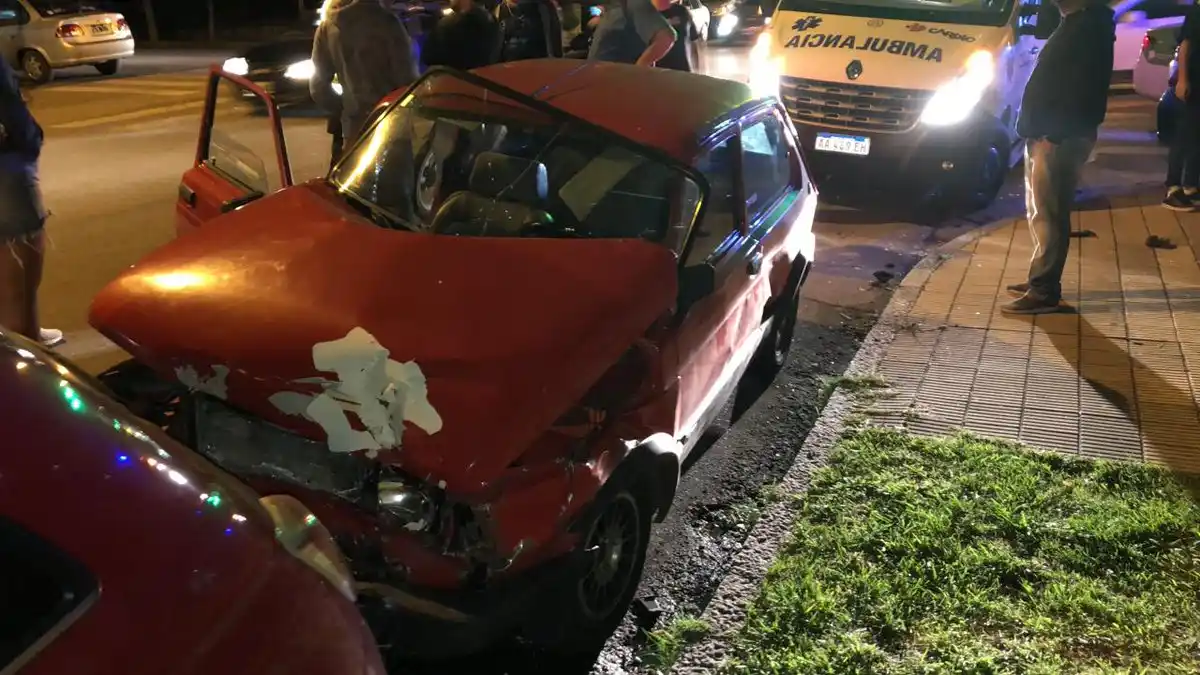 Mar del Plata: Evadió control de alcoholemia, chocó a un inspector de tránsito, se fugó y fue detenido