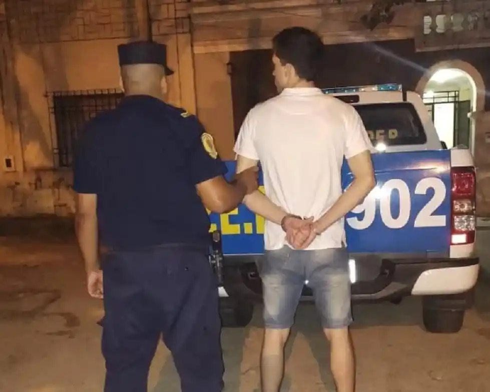 Insólito: se sacó la tobillera electrónica y se fue a bailar a un boliche