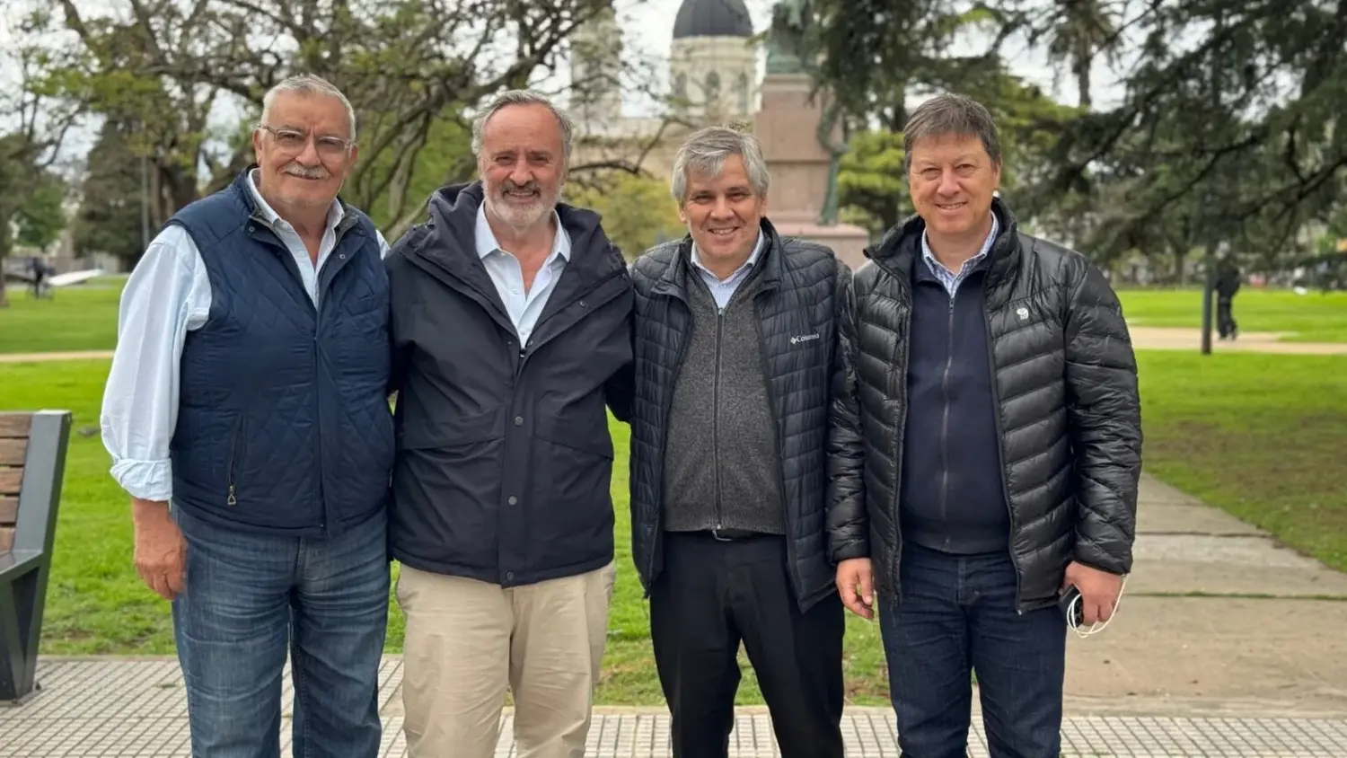 Cumbre vecinalista en Chivilcoy