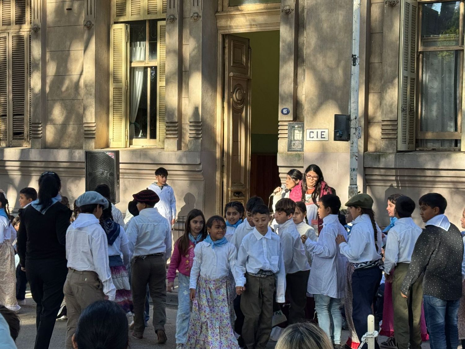 acto por el 25 de mayo