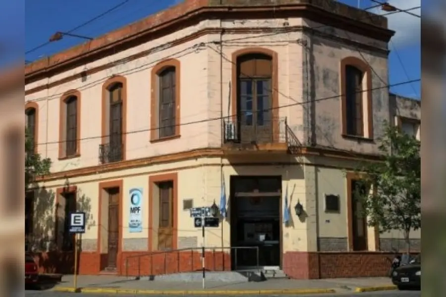 Investigan la muerte de un acusado de abuso sexual que estaba alojado en sede policial en San Francisco