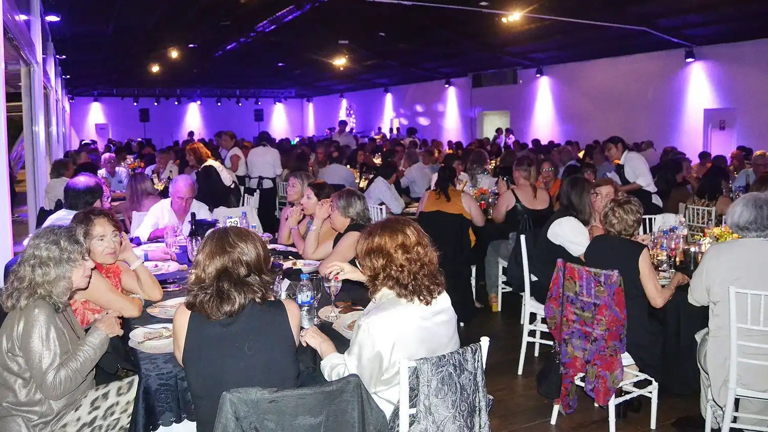 Gran cena solidaria a beneficio de la Escuela “Lucecitas”