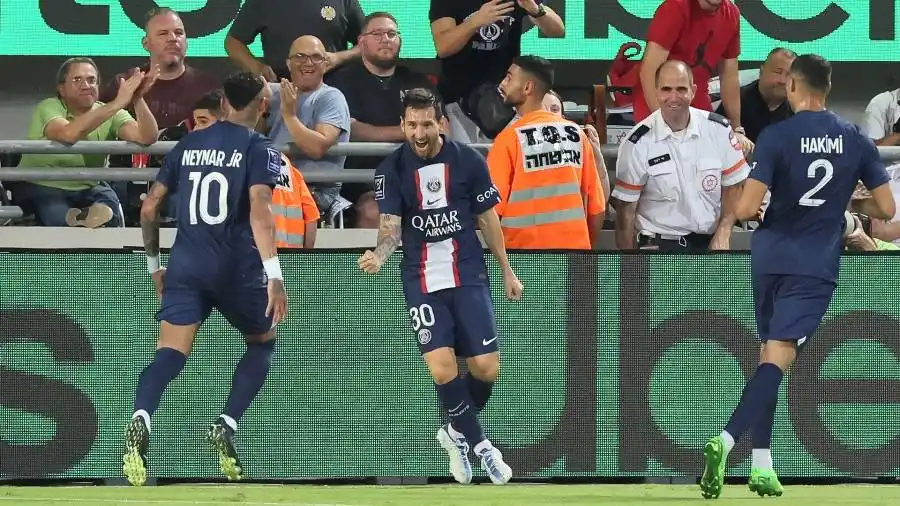  Messi abrió el camino de la conquista del PSG de la Supercopa francesa