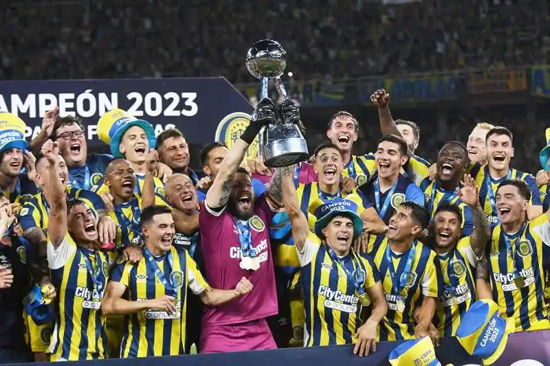 Lovera le dio la Copa de
la Liga a Rosario Central